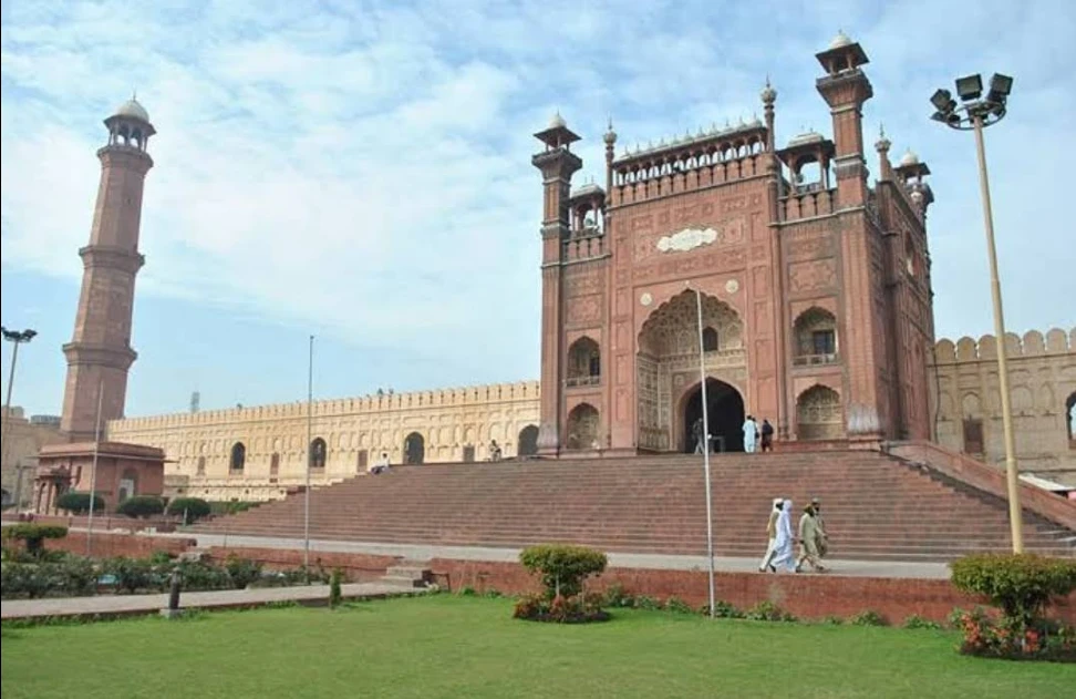 Badshahi Mosque, Lahore. photo